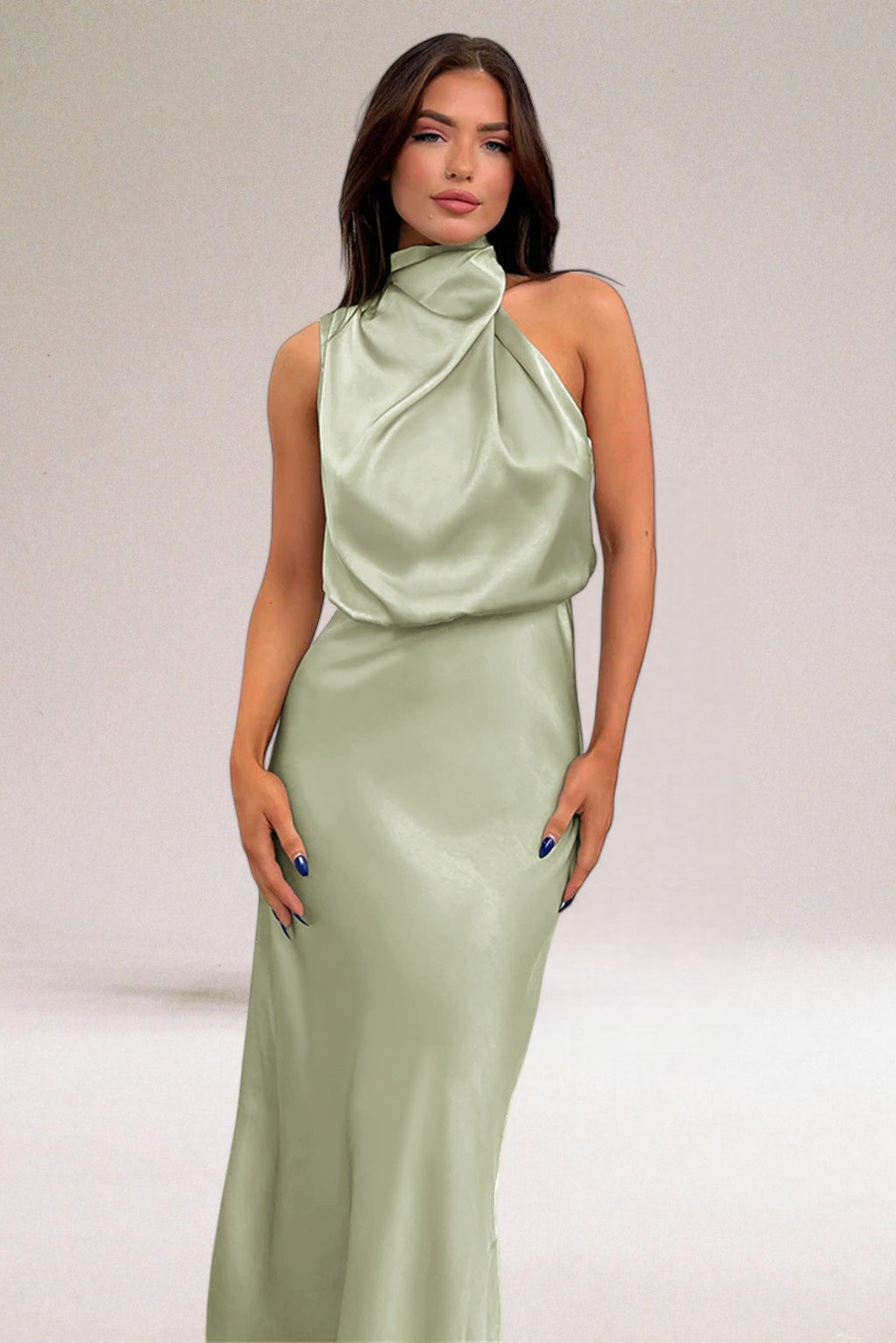 VALENTINA | Elegantes Satin-Kleid mit ausgefallenen Details