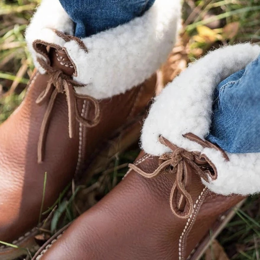 Megan – Warme Damenstiefel mit Kunstfell