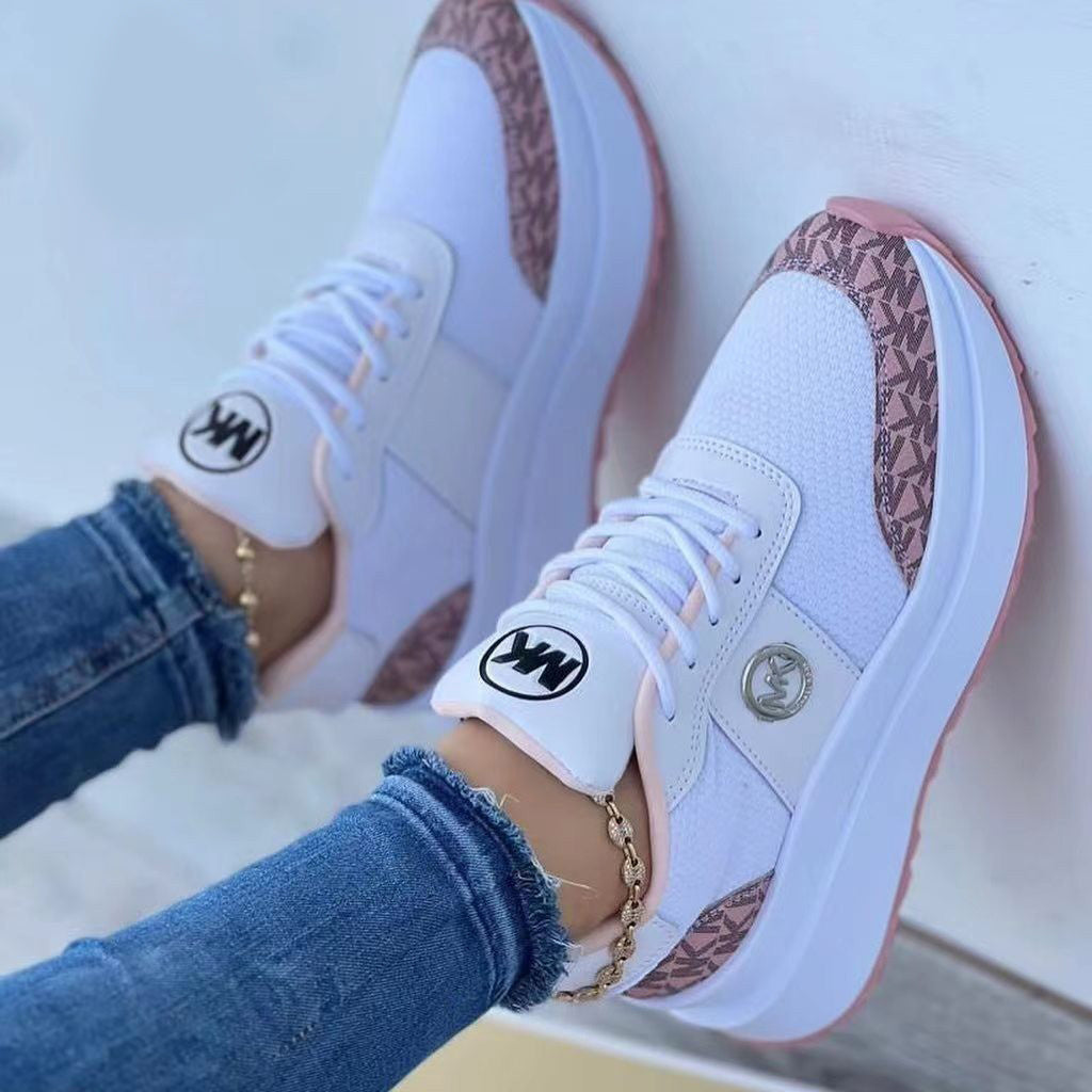 Carly – Dicksohlige Damen-Freizeitschuhe mit Farbblock und runder Spitze