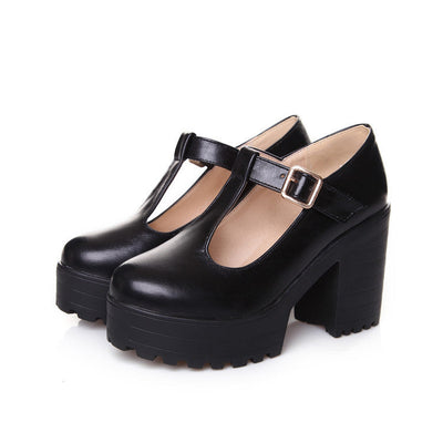 Faith – Mary Janes Pumps mit Blockabsatz und T-Riemen