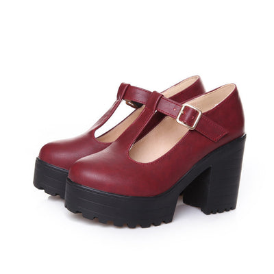 Faith – Mary Janes Pumps mit Blockabsatz und T-Riemen