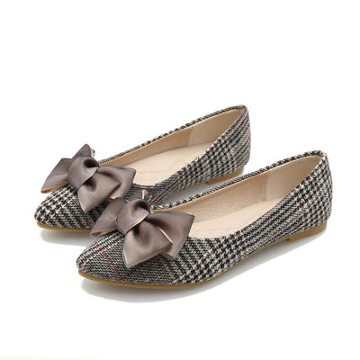 Lauren – Flache Ballerina-Schuhe mit Schleife und spitzem Zehen