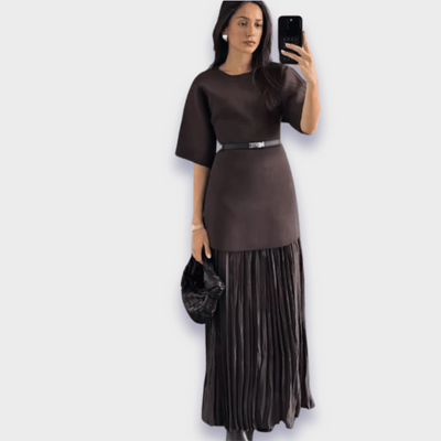 Zelinda | Elegantes Kleid aus hochwertigem Stoff