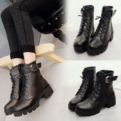 Claire – Schnürstiefel mit Schnalle und dicker Sohle