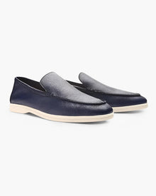 Marineblau