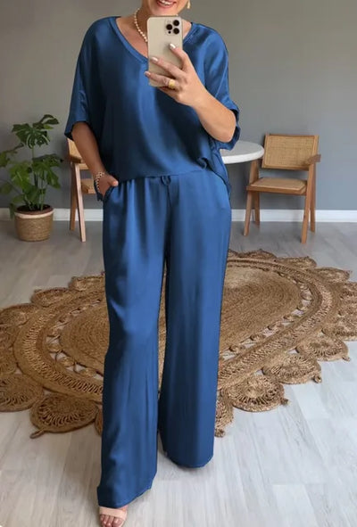 Elegantes zweiteiliges Set aus Satin