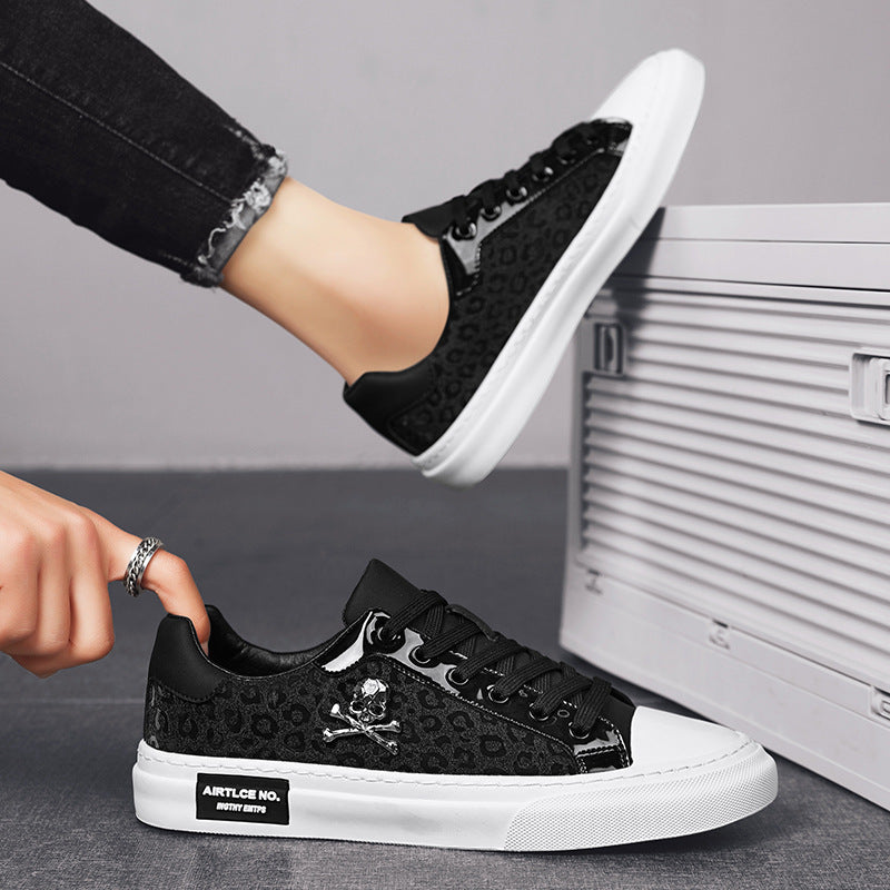 Hannah – Modische Schädel-Sneaker für Damen