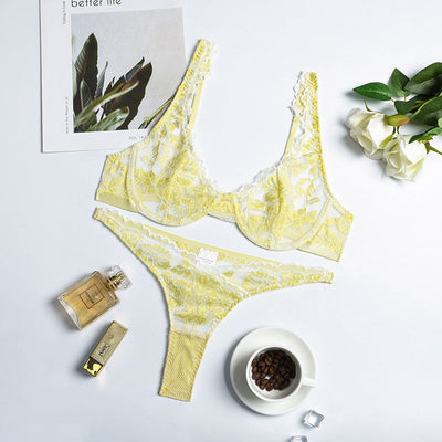 Melissa – Zweifarbiges Spitzen-Dessous mit Stahlring