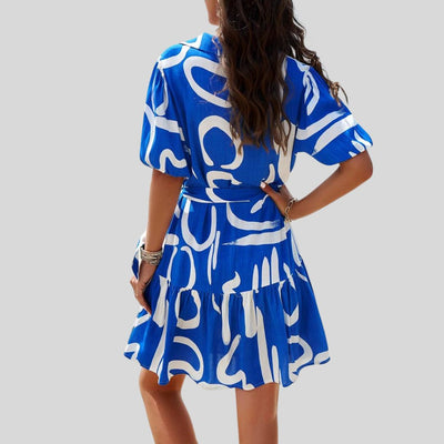 Hemdkleid mit abstraktem Druck
