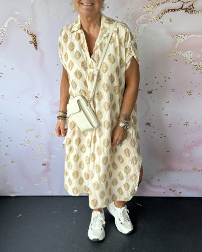 Liora | Weites Sommerkleid mit Reverskragen und kurzen Ärmeln