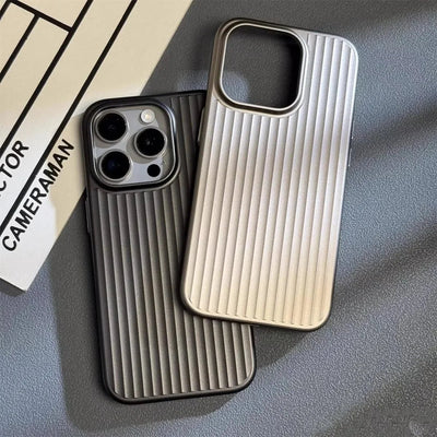 Titanium Shield Pro iPhone Hülle