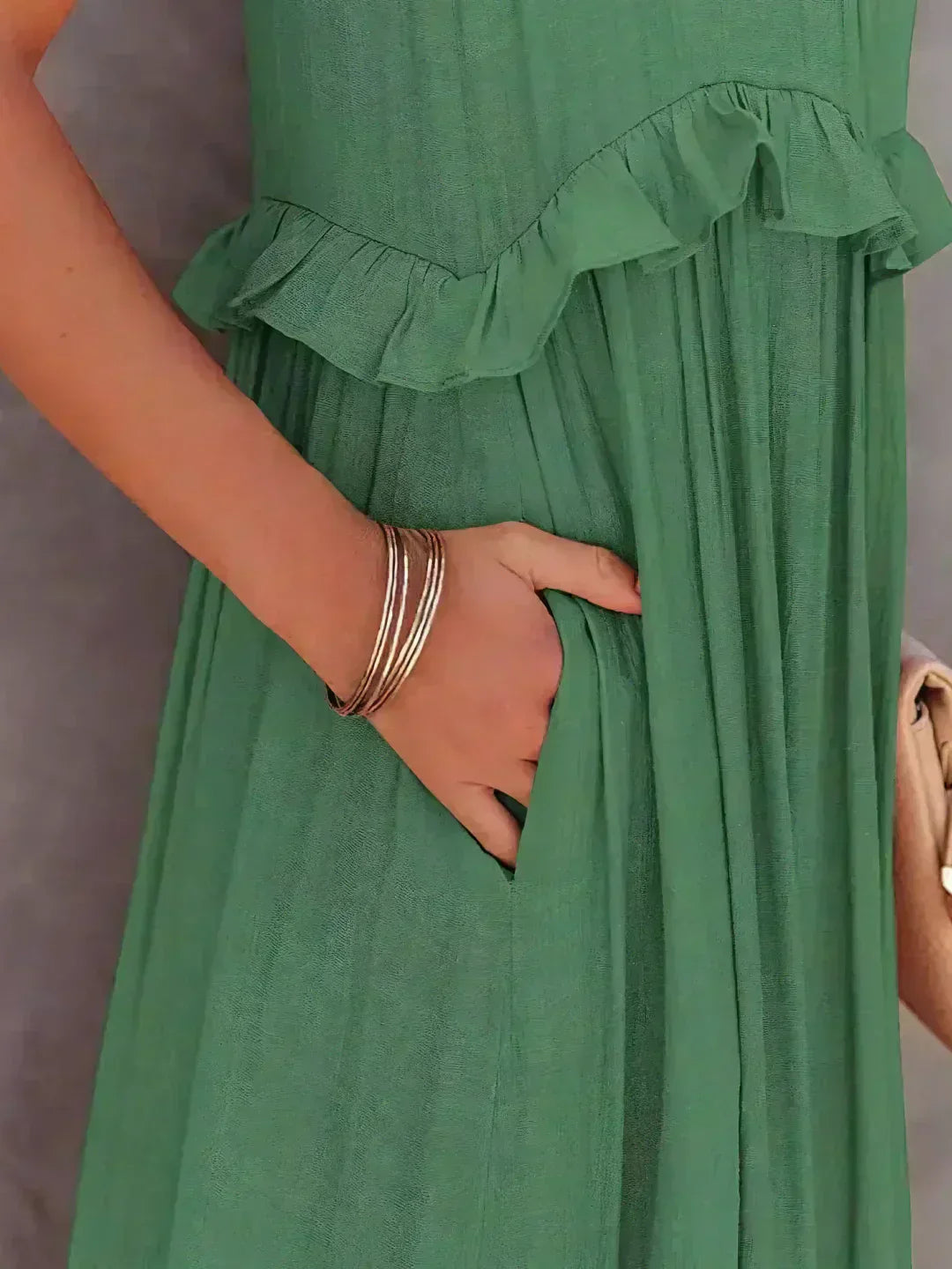 Sarah | Maxikleid mit Volants und Halter (Fast ausverkauft)