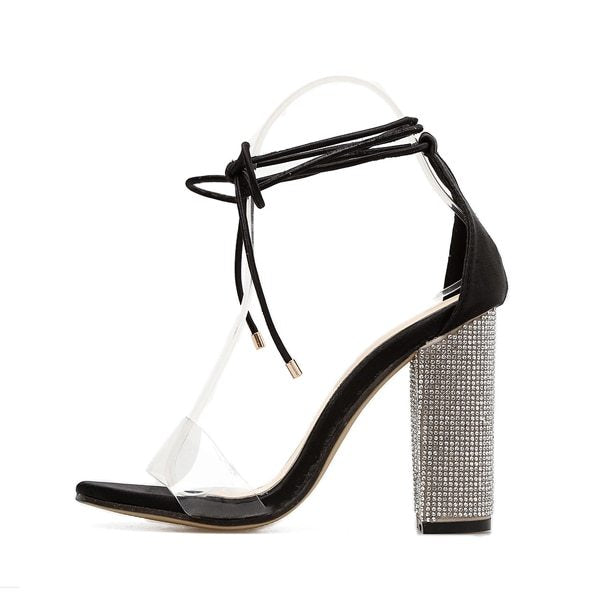 Mandy – Römische Absatzsandalen mit Strass und Bandagen