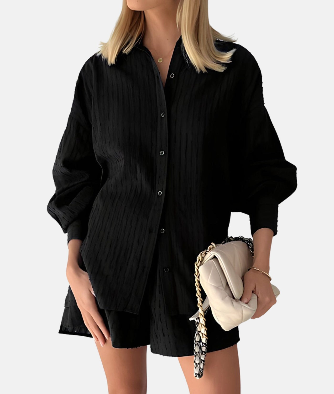 Elegantes Set aus Hemd und Shorts