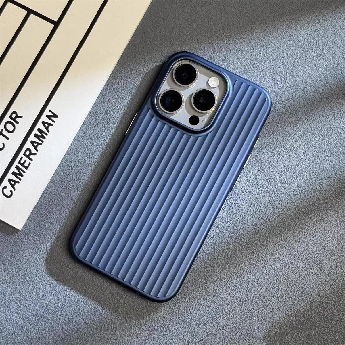 Titanium Shield Pro iPhone Hülle