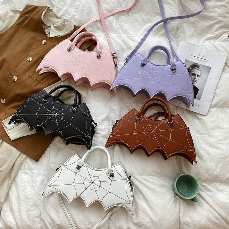 Nicola – Schultertasche mit Spinnennetz-Design für Halloween