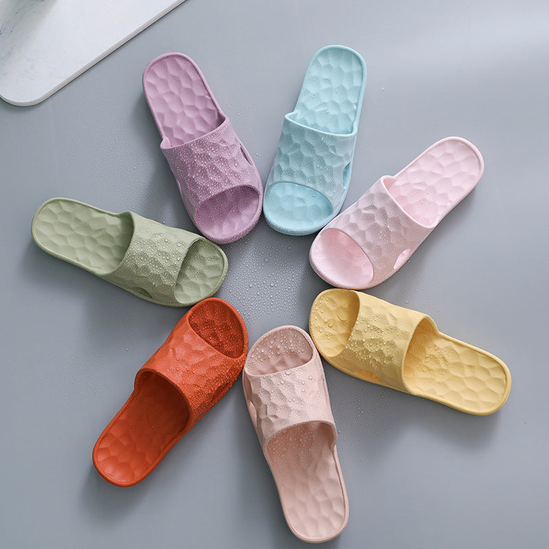 Jane – Geometrische Sommerschuhe für Zuhause und Badezimmer