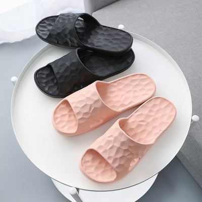 Jane – Geometrische Sommerschuhe für Zuhause und Badezimmer