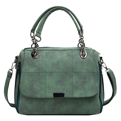 Susan – Große Schultertasche aus hochwertigem veganem Leder in Matcha-Grün