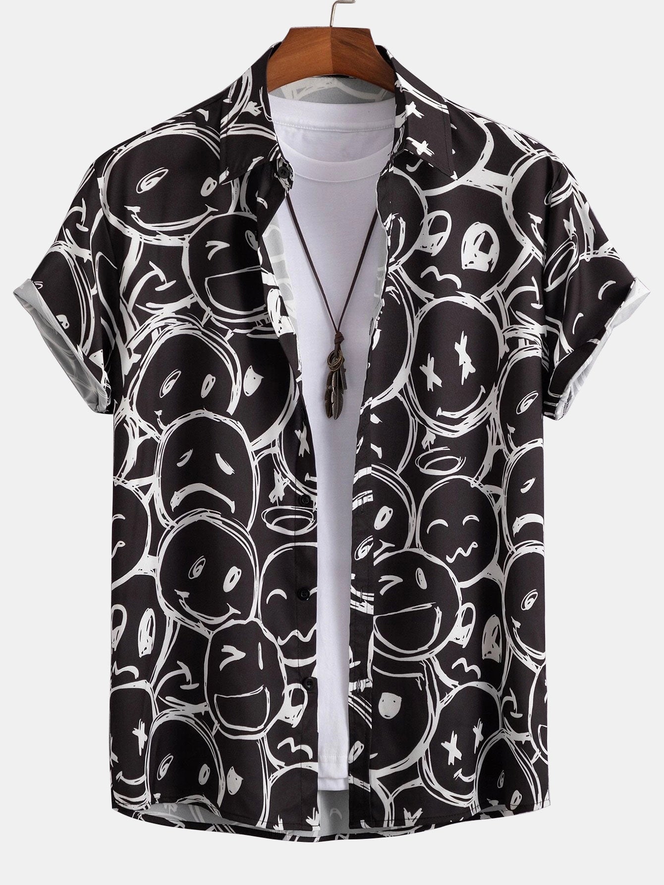 Lächelndes Druckshirt mit Knöpfen
