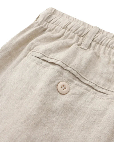 Austin | Sommer-Outfit mit Leinenhemd, Shorts & Sonnenbrille