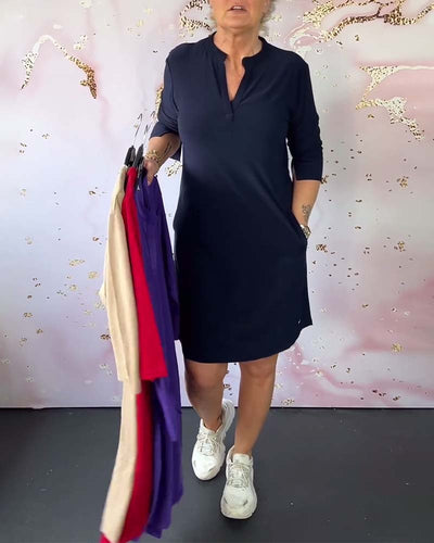 Emily™ | Einfarbiges Kleid mit V-Ausschnitt