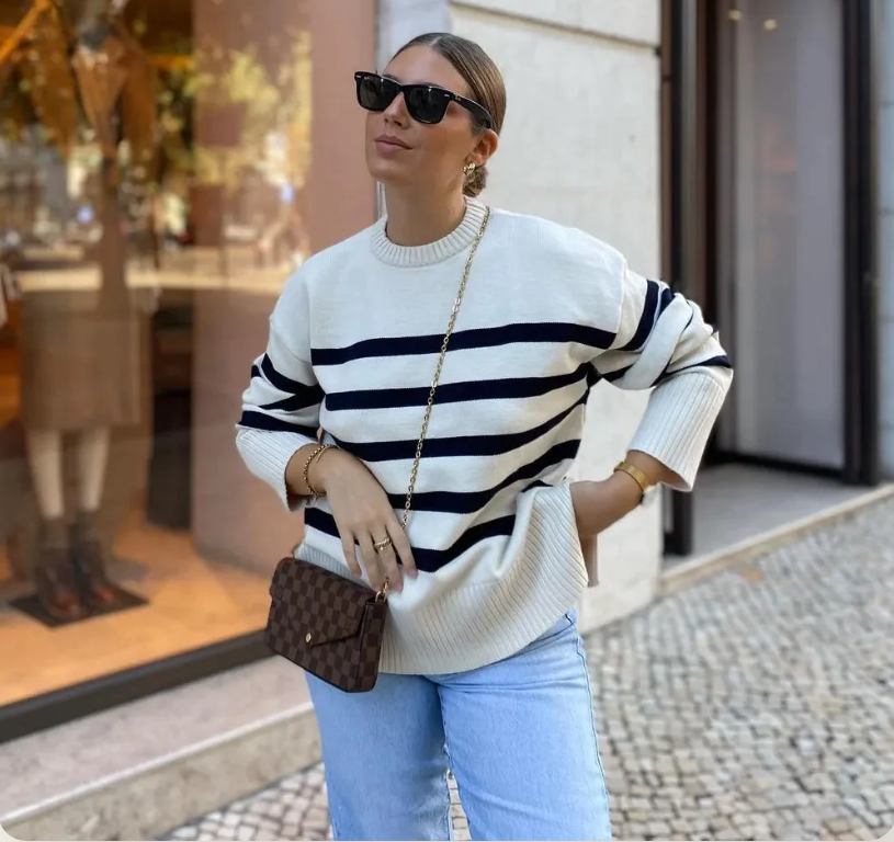 Gestreifter Pullover