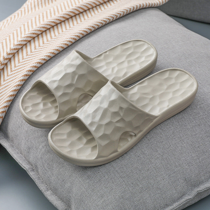 Jane – Geometrische Sommerschuhe für Zuhause und Badezimmer