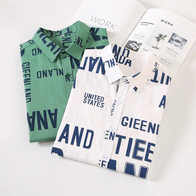 Shirt mit offener Front und auffälligem Schriftzug
