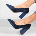Blau