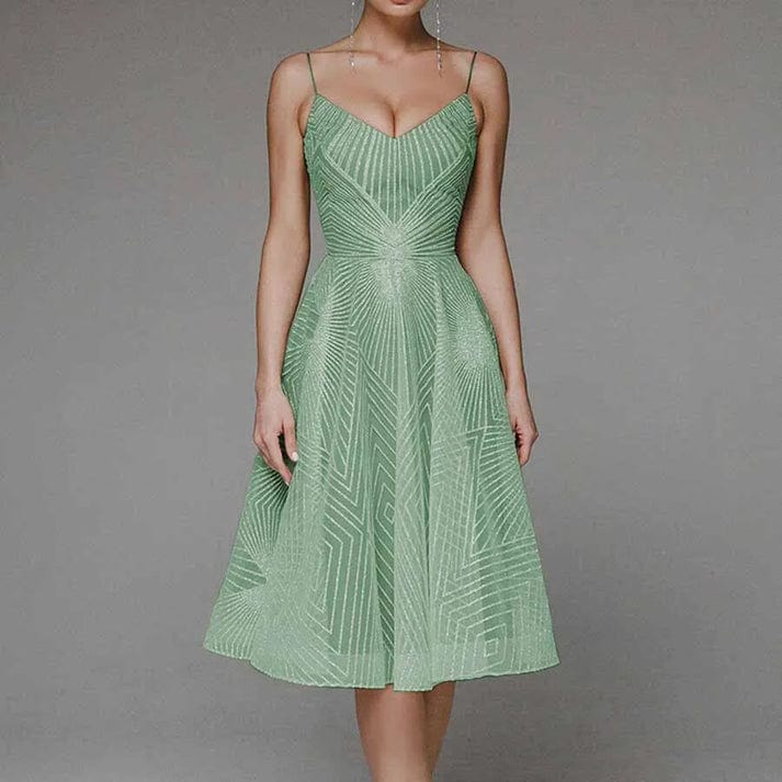 Lucie | Elegantes Kleid mit offenem Rücken