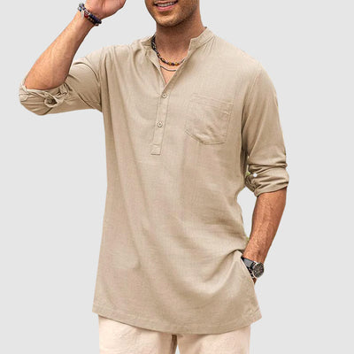 Luxuriöses Strand-Henley-Shirt