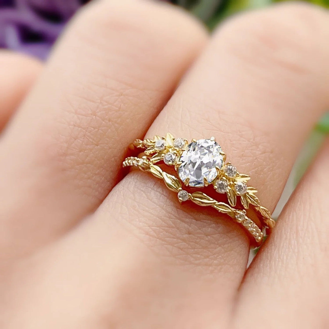 Eleganter vergoldeter Baumblatt-Ring