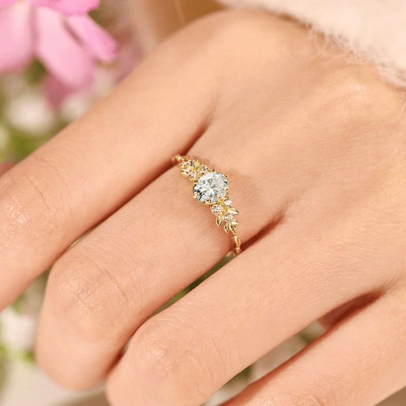 Eleganter vergoldeter Baumblatt-Ring