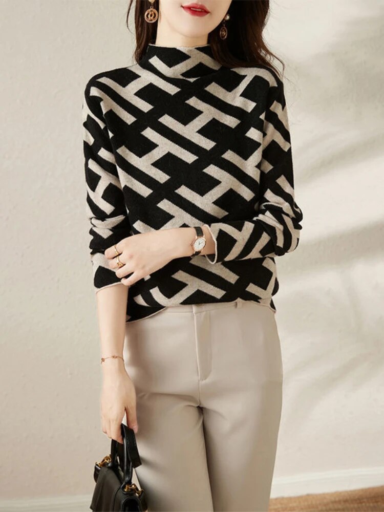 Gerippter Pullover mit Rollkragen
