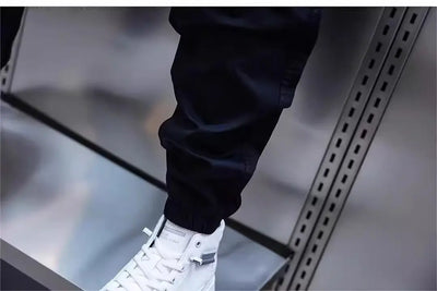 Edelstein™ | Sporthose mit Details