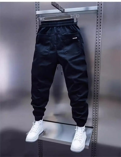 Edelstein™ | Sporthose mit Details