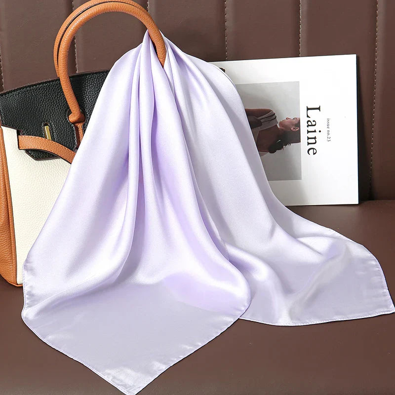 Elara's Luxus Seidenschal – Mode-Bandana für Frauen
