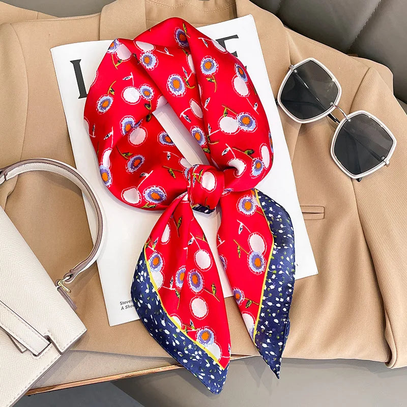 Elara's Luxus Seidenschal – Mode-Bandana für Frauen