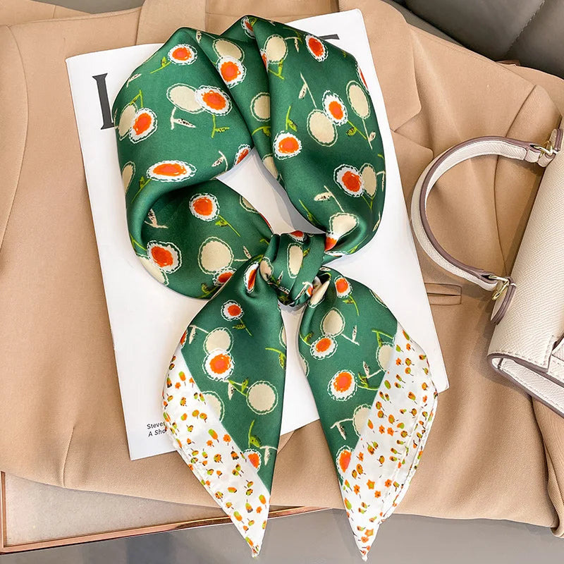 Elara's Luxus Seidenschal – Mode-Bandana für Frauen
