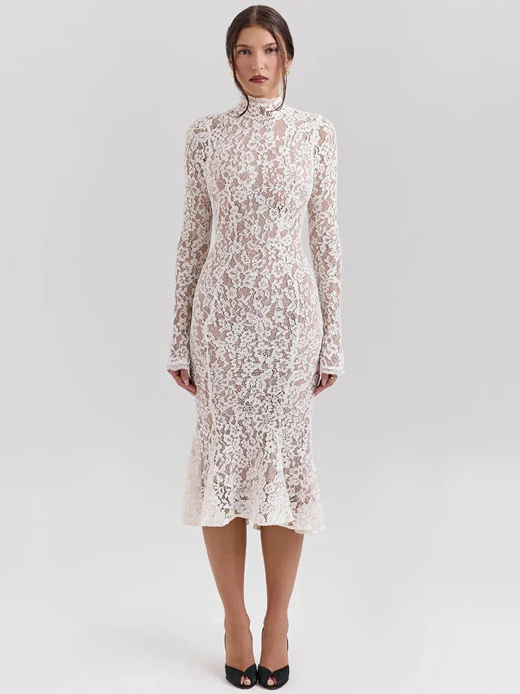 Lyka | Bodycon-Kleid mit hohem Halsausschnitt und hoher Taille aus Spitze