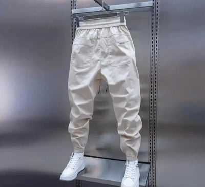 Edelstein™ | Sporthose mit Details
