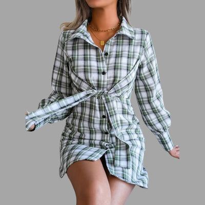 Klassisches kariertes Hemdkleid mit Taillenband