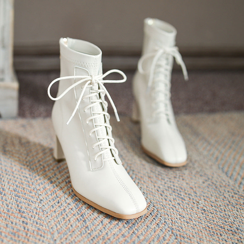 Jessie – Damen Stiefeletten mit eckiger Spitze und hohem Absatz aus veganem Leder