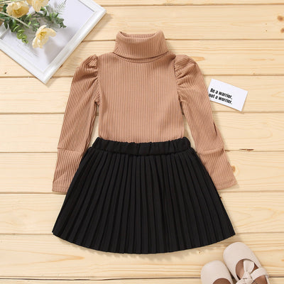 Kelly – Kinder Rock und Rollkragen-Outfit für den Herbst