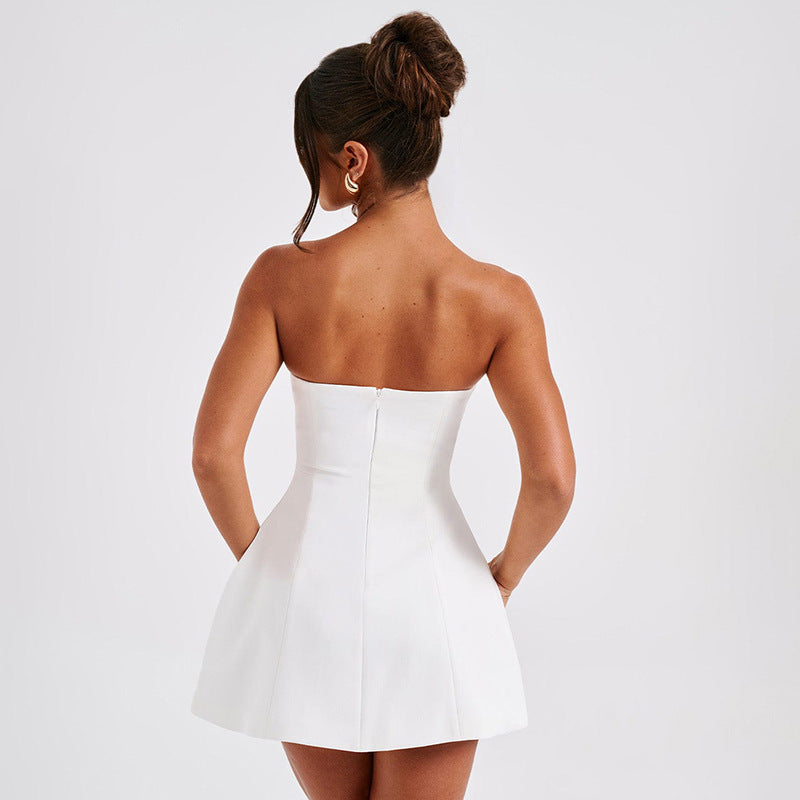 Clara – Sommerliches Röhrenkleid in einfarbigem Design