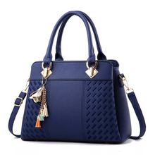 Marineblau