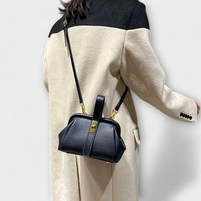 Lora. - Retro-Tasche