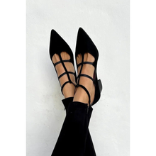Schwarz