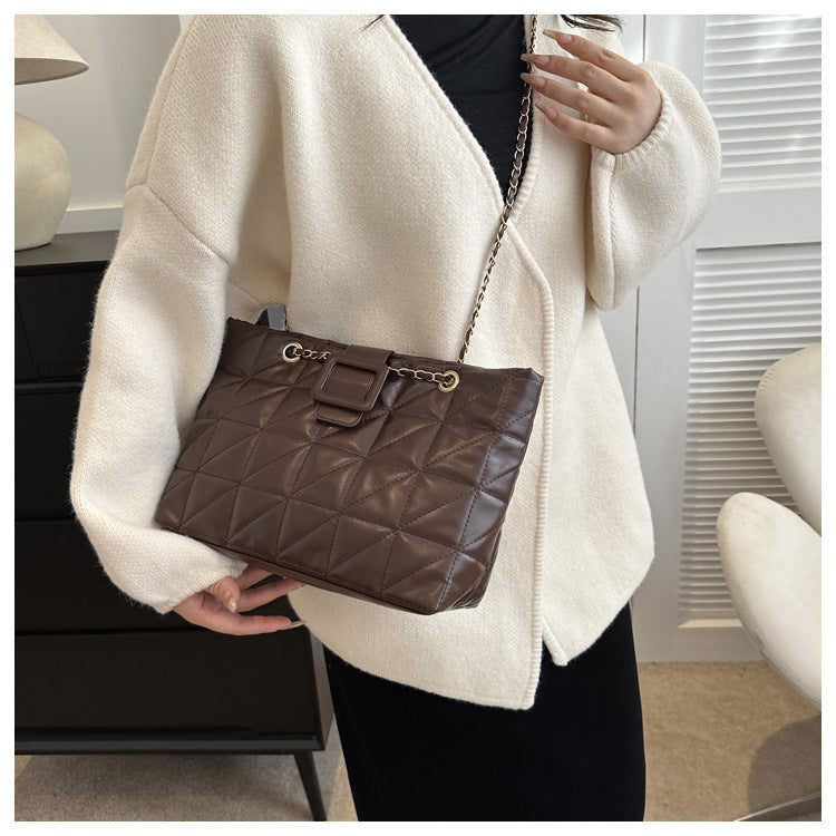 Diana – Trendige Schultertasche im Chanel-Stil mit Rauten-Muster und Kette